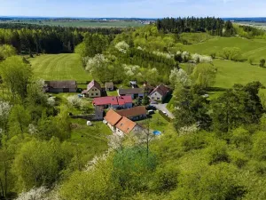 Prodej vícegeneračního domu, Skomelno, 284 m2