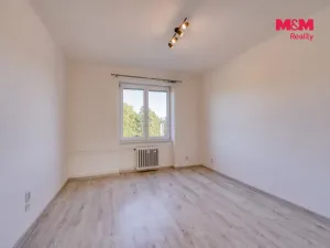 Prodej bytu 2+1, Sokolov, Heyrovského, 53 m2