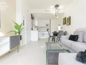 Prodej rodinného domu, Torrevieja, Alicante, Španělsko, 70 m2