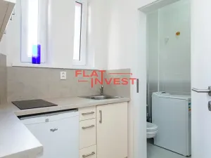 Pronájem bytu 1+kk, Praha - Holešovice, Tusarova, 30 m2
