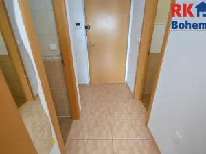Pronájem bytu 2+kk, Praha - Nusle, Mojmírova, 45 m2