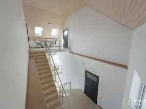 Prodej bytu 3+kk, Trhová Kamenice, Raisovo náměstí, 95 m2