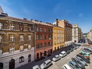 Prodej bytu 3+1, Praha - Holešovice, Janovského, 110 m2