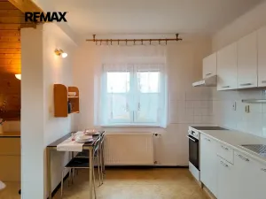 Pronájem bytu 1+kk, Senohraby, U školky, 41 m2