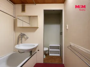 Prodej bytu 1+1, Karlovy Vary - Drahovice, Gagarinova, 38 m2