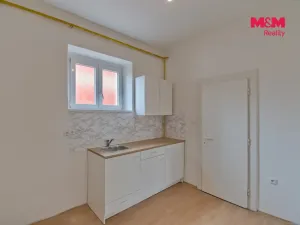 Pronájem bytu 4+1, Valašské Meziříčí - Krásno nad Bečvou, Mostní, 80 m2