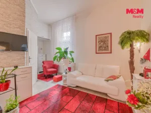 Prodej bytu 2+1, Mariánské Lázně, Nákladní, 53 m2