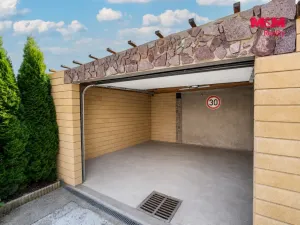 Prodej bytu 3+1, Milovice, Mírová, 93 m2