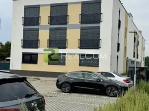 Pronájem bytu 2+kk, Praha - Lhotka, U Nového dvora, 56 m2