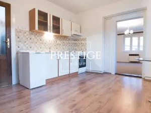 Pronájem bytu 2+1, Praha - Smíchov, Na Václavce, 61 m2