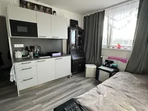 Prodej bytu 1+kk, Praha - Střížkov, Děčínská, 23 m2