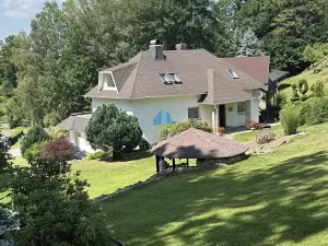 Prodej rodinného domu, Libá, 160 m2