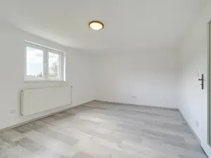 Pronájem chaty, Svojetice, V Zátiší, 86 m2
