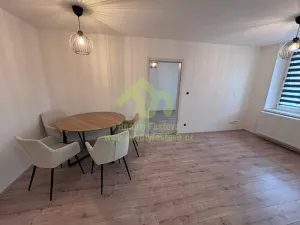 Pronájem bytu 4+1, Plzeň, Masarykova, 74 m2
