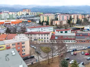Pronájem kanceláře, Teplice, Modlanská, 153 m2