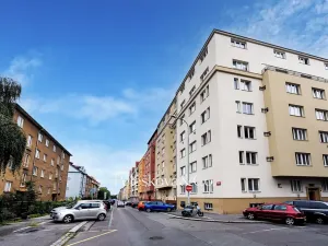 Prodej bytu 4+kk, Praha - Žižkov, Viklefova, 100 m2
