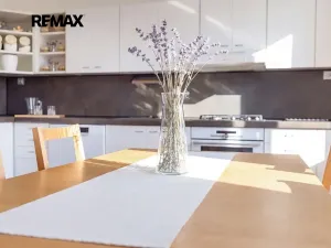 Prodej vícegeneračního domu, Praha - Vokovice, Půlkruhová, 385 m2