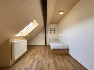 Prodej rodinného domu, Přídolí, 198 m2