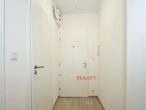 Pronájem bytu 2+kk, Znojmo, MUDr. Jana Janského, 42 m2