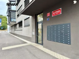 Pronájem bytu 3+kk, Praha - Libeň, Na sypkém, 70 m2