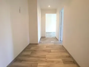 Pronájem bytu 3+kk, Praha - Kobylisy, Horňátecká, 80 m2