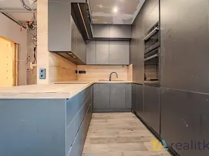 Prodej bytu 4+kk, Třinec, Sosnová, 77 m2