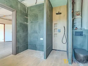 Prodej bytu 4+kk, Třinec, Sosnová, 77 m2