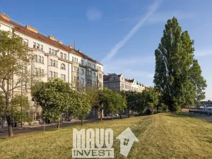 Pronájem atypického bytu, Praha - Smíchov, Hořejší nábřeží, 56 m2