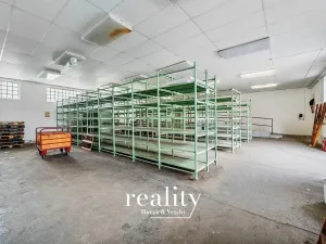 Pronájem skladu, Jihlava, Polenská, 180 m2