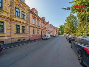 Prodej bytu 2+kk, Karlovy Vary - Stará Role, Jabloňová, 50 m2