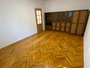 Pronájem bytu 3+1, Zlín, M. Knesla, 70 m2