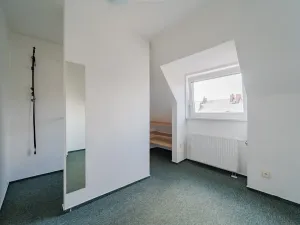 Prodej bytu 3+1, Opava, Gogolova, 70 m2