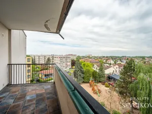 Prodej bytu 3+1, Hradec Králové, Na Občinách, 79 m2