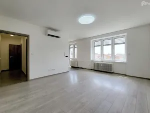Prodej bytu 1+kk, Brno, Křídlovická, 35 m2