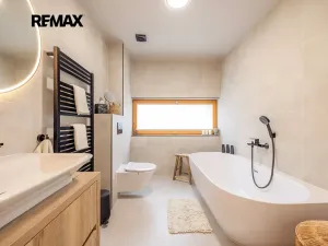 Prodej bytu 4+kk, Praha - Suchdol, Pod rybníčkem, 120 m2