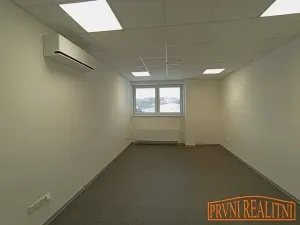 Pronájem kanceláře, Uherský Brod, Vazová, 23 m2