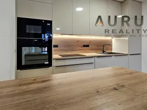 Pronájem bytu 2+kk, Praha - Nusle, Bělehradská, 60 m2