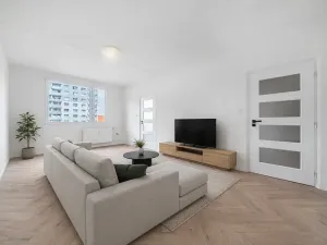 Prodej bytu 3+1, Rokycany, K Řece, 70 m2