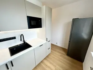 Pronájem bytu 3+1, Lázně Bělohrad, Zámecká, 75 m2