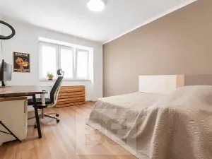 Pronájem bytu 2+1, Praha - Vršovice, Bajkalská, 58 m2
