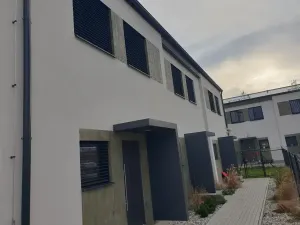 Pronájem chaty, Úhonice, 89 m2