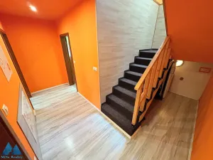 Prodej rodinného domu, Lánov, 164 m2