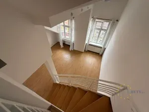 Pronájem bytu 3+1, Praha - Břevnov, Šlikova, 86 m2