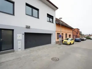 Pronájem bytu 1+kk, Brno, Jílkova, 38 m2