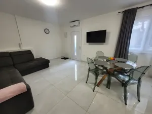 Prodej bytu 2+kk, Medulin, Chorvatsko, 45 m2