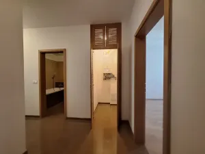 Pronájem bytu 2+kk, Praha - Nusle, Jaurisova, 48 m2