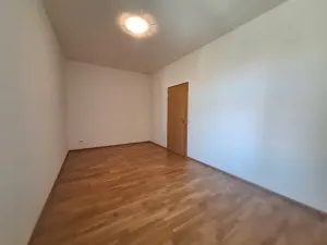 Pronájem bytu 2+kk, Praha - Nusle, Jaurisova, 48 m2