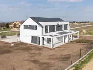 Prodej rodinného domu, Slaný, 156 m2