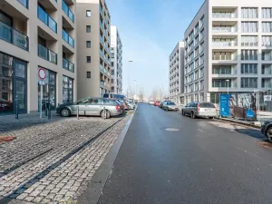 Pronájem obchodního prostoru, Praha - Karlín, Za Karlínským přístavem, 55 m2