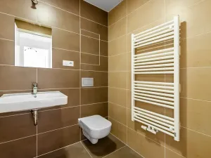 Pronájem bytu 2+kk, Praha - Malešice, Univerzitní, 53 m2